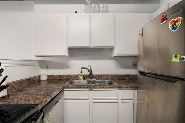 $150,000 | 700 Broadway Boulevard, Unit 210, Kansas City, MO 64105