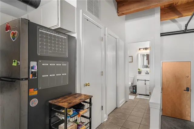 $150,000 | 700 Broadway Boulevard, Unit 210, Kansas City, MO 64105