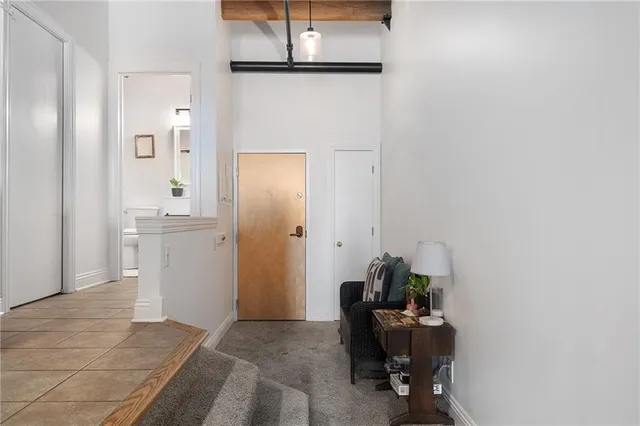 $150,000 | 700 Broadway Boulevard, Unit 210, Kansas City, MO 64105