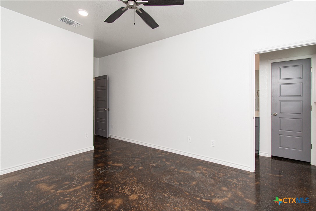 319 Riptide Road, Unit B Temple, TX 76501 - Photo 17 of 20 Gallery Image 17