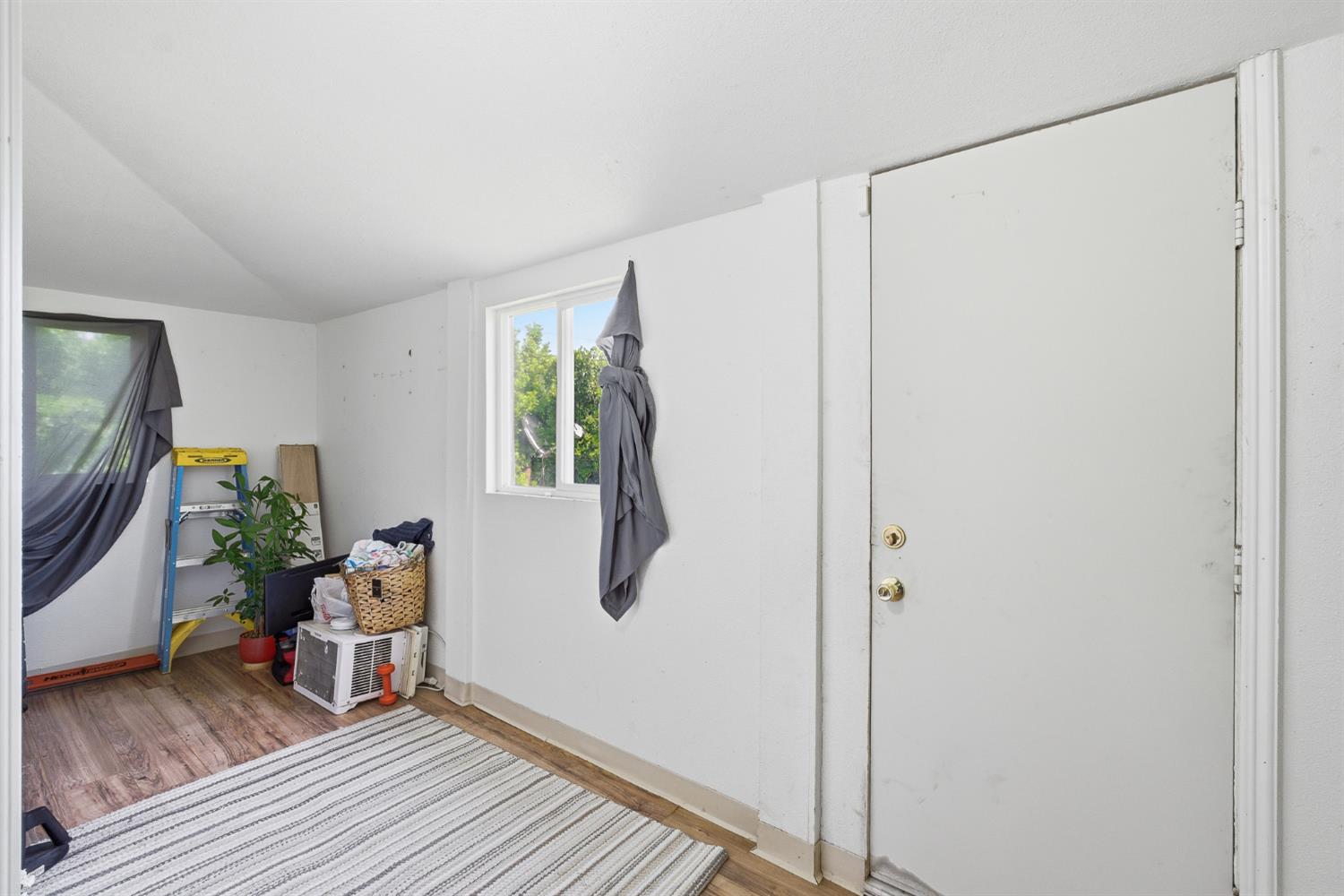 1920 9th Street Sanger, CA 93657 - Photo 25 of 34