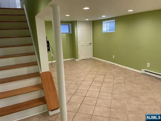 $800,000 | 260 West Allendale Avenue, Allendale, NJ 07401