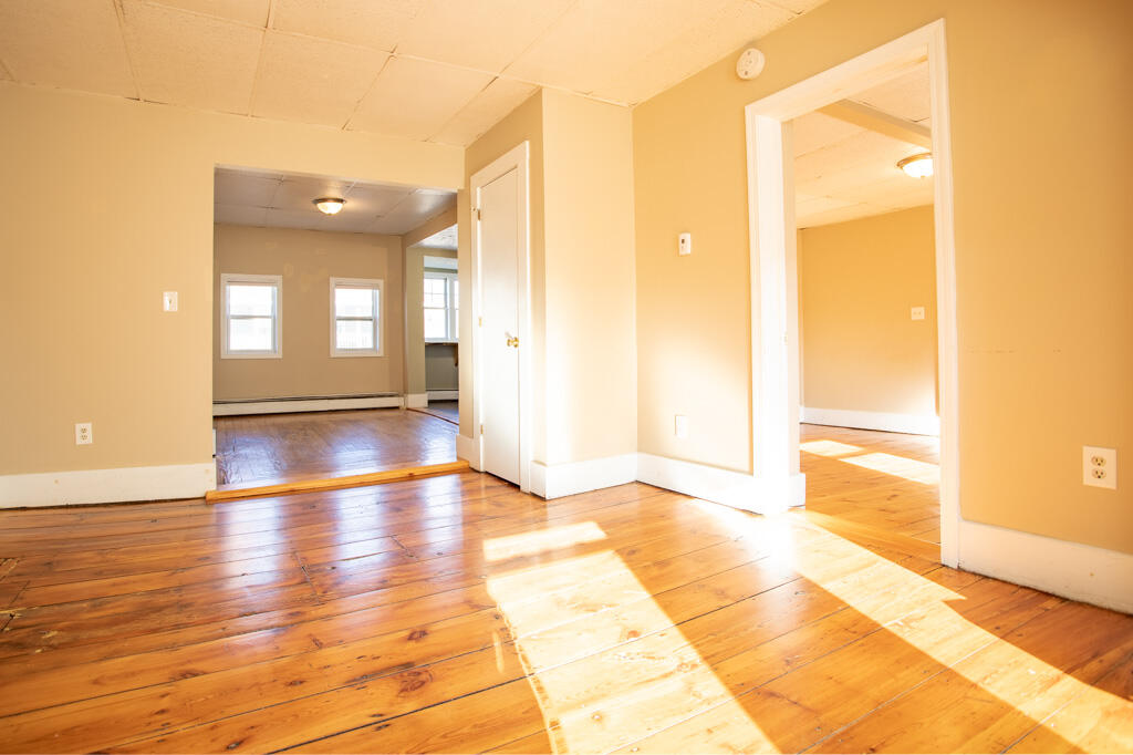 330 Main Street Biddeford, ME 04005 - Photo 17 of 53 unit 3