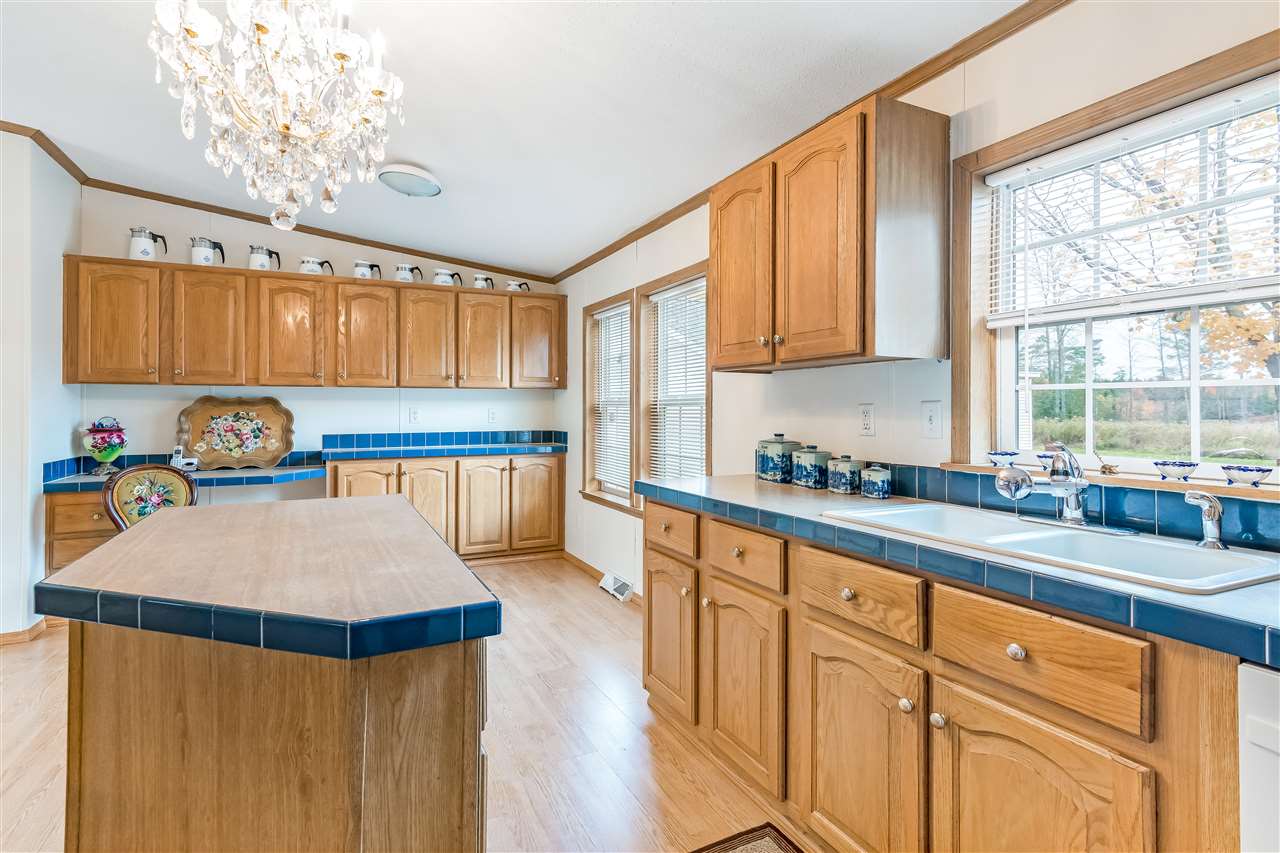 704 Polly Hubbard Road Georgia, VT 05478 - Photo 8 of 38