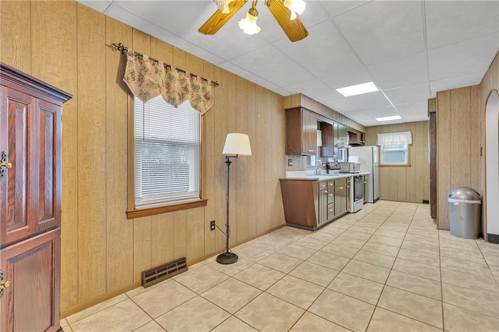 3520 Tuscarawas Road Beaver, PA 15009 - Photo 6 of 33 Gallery Image 6