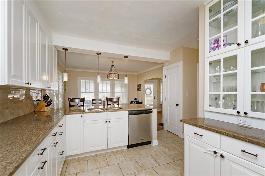 261 Blue Ridge Road Indianapolis, IN 46208 - Photo 10 of 29