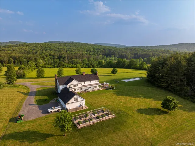 $3,995,000 | 167 New Concord Road, Chatham, NY 12060