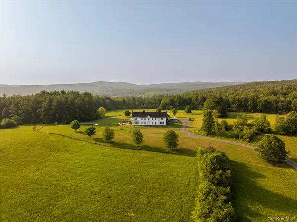 a view of a lake with houses