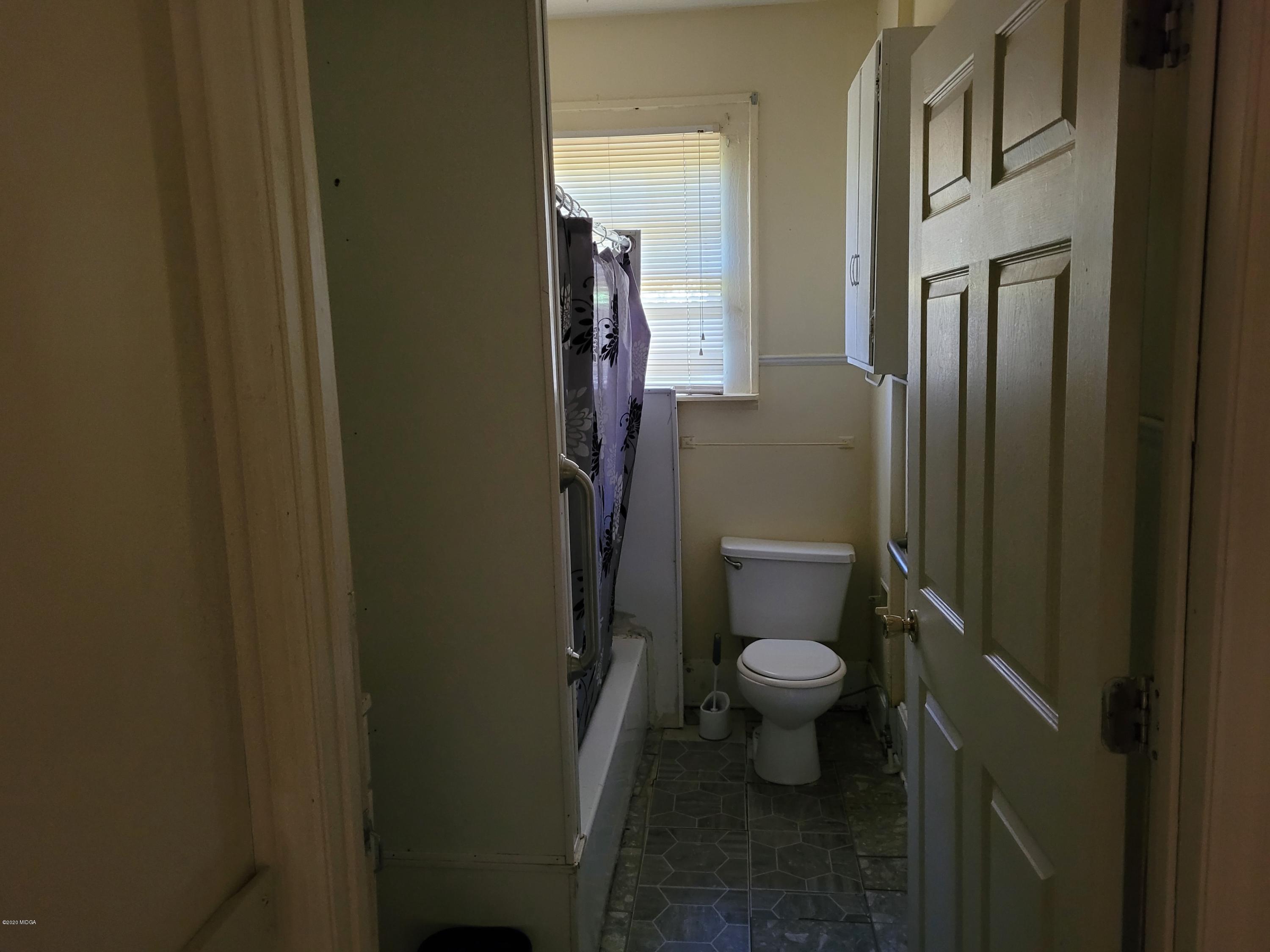 2104 Jeffersonville Road Macon, GA 31217 - Photo 13 of 13 bathroom