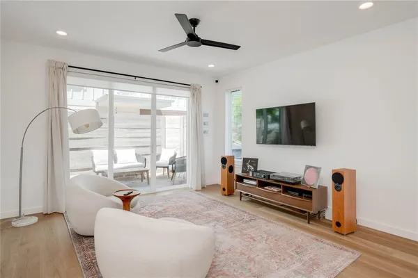 $4,250 | 1208 Luna Street, Unit 1, Austin, TX 78721