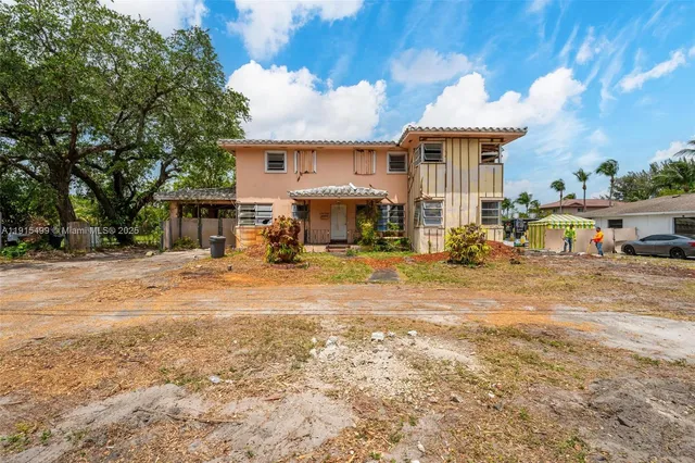 $1,170,000 | 15100 Northwest River Drive, Miami, FL 33169