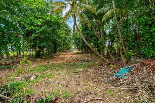 $1,170,000 | 15100 Northwest River Drive, Miami, FL 33169