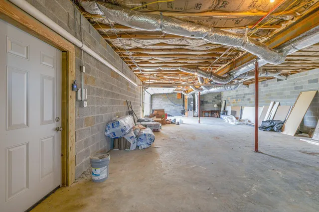 $399,000 | 185 Waters Edge Dr Spring, Spring City, TN 37381