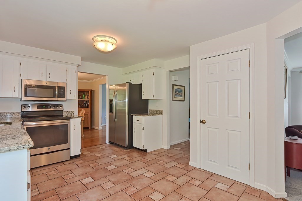 3 Nicholas Road Milford, MA 01757 - Photo 14 of 42 Gallery Image 14