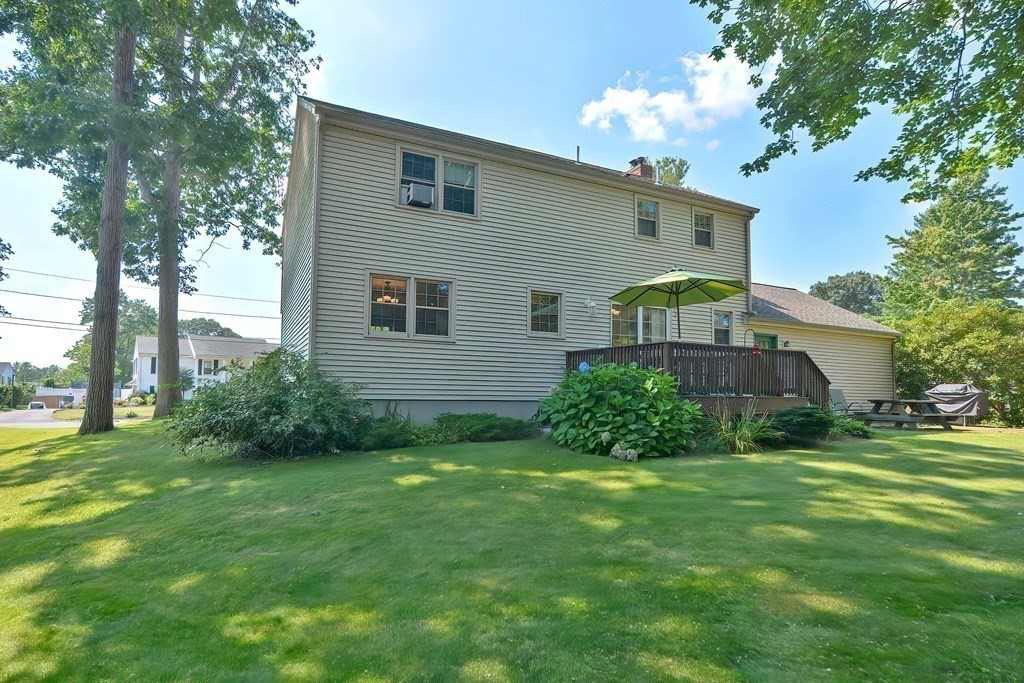 3 Nicholas Road Milford, MA 01757 - Photo 4 of 42 Gallery Image 4