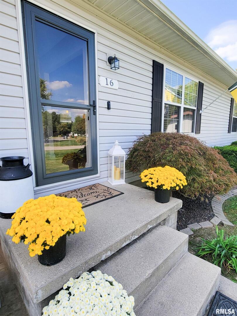 16 Stone Forge Pike Flora, IL 62839 - Photo 7 of 98