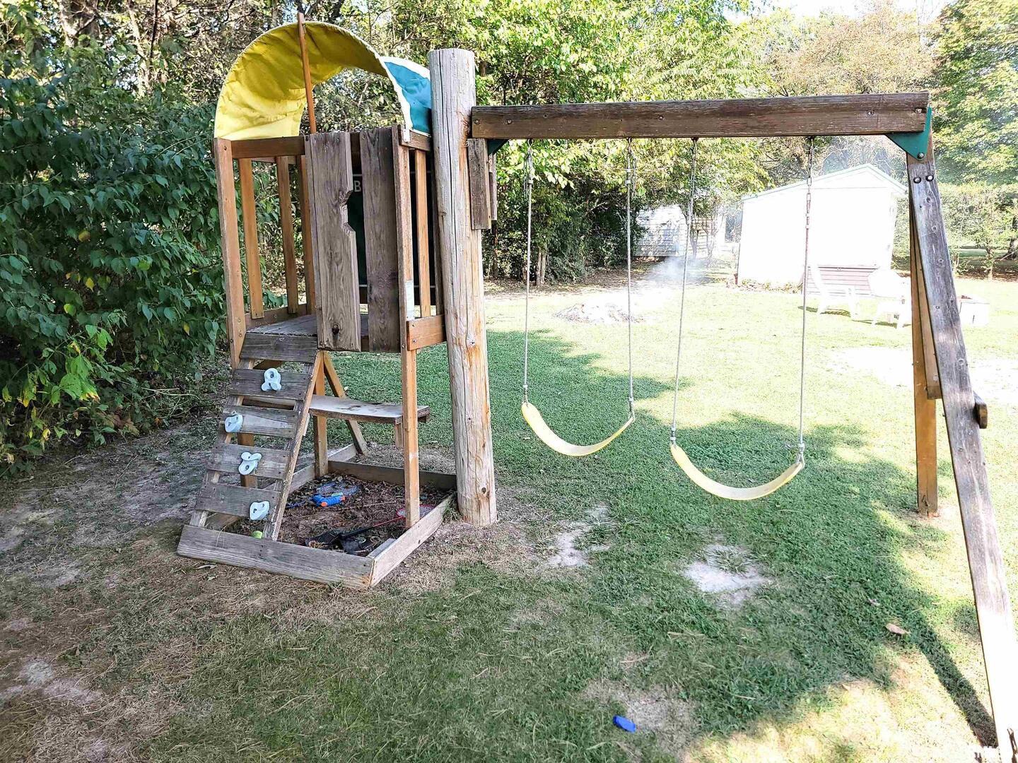 16 Stone Forge Pike Flora, IL 62839 - Photo 92 of 98 a view of a park with a slide