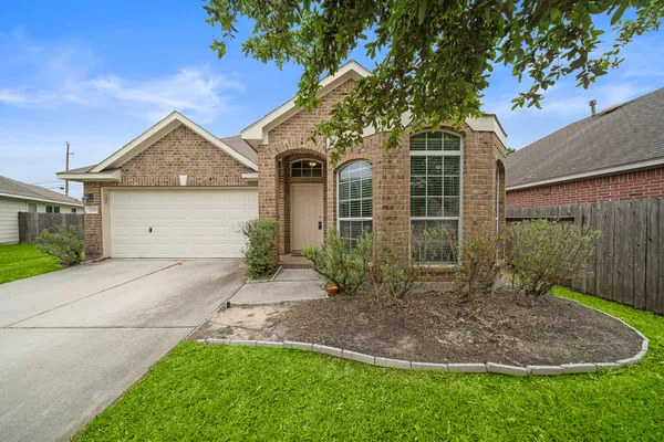 $1,900 | 26218 Lillian Springs, Spring, TX 77373