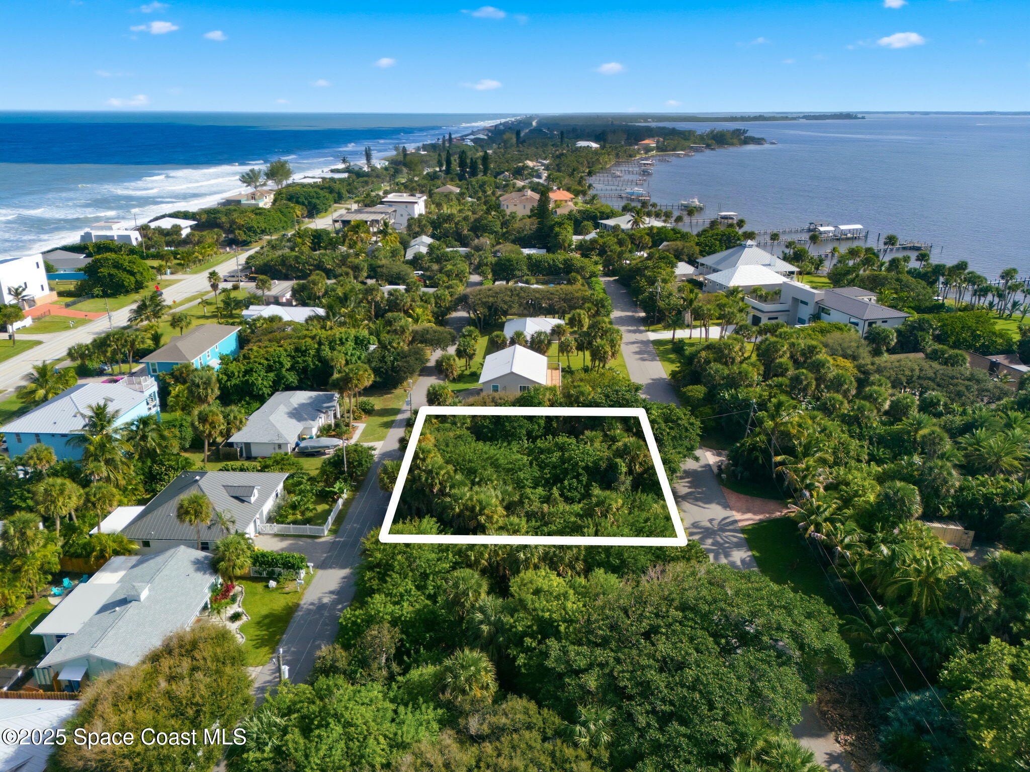 Tbd Tbd Winona Road Melbourne Beach, FL 32951 - Photo 5 of 25 a view of a yard with plants