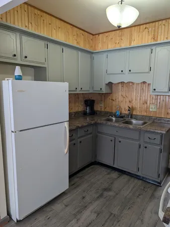 $55,000 | 2141 Clyde Park Avenue Southwest, Wyoming, MI 49509