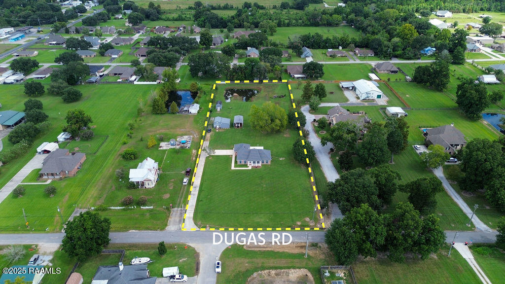 1226 Dugas Road Lafayette, LA 70507 - Photo 3 of 38 1E7542B5-47C1-4AAF-ADA7-E7384400E9EB