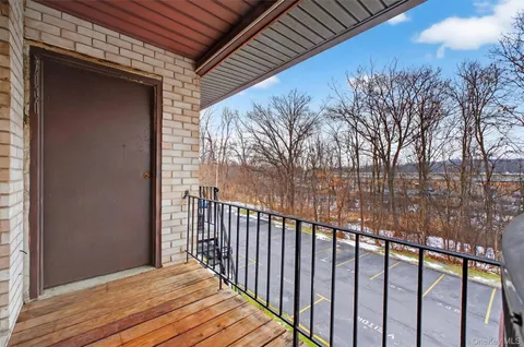 $145,000 | 26 Cooper Road, Unit 715, Poughkeepsie, NY 12603