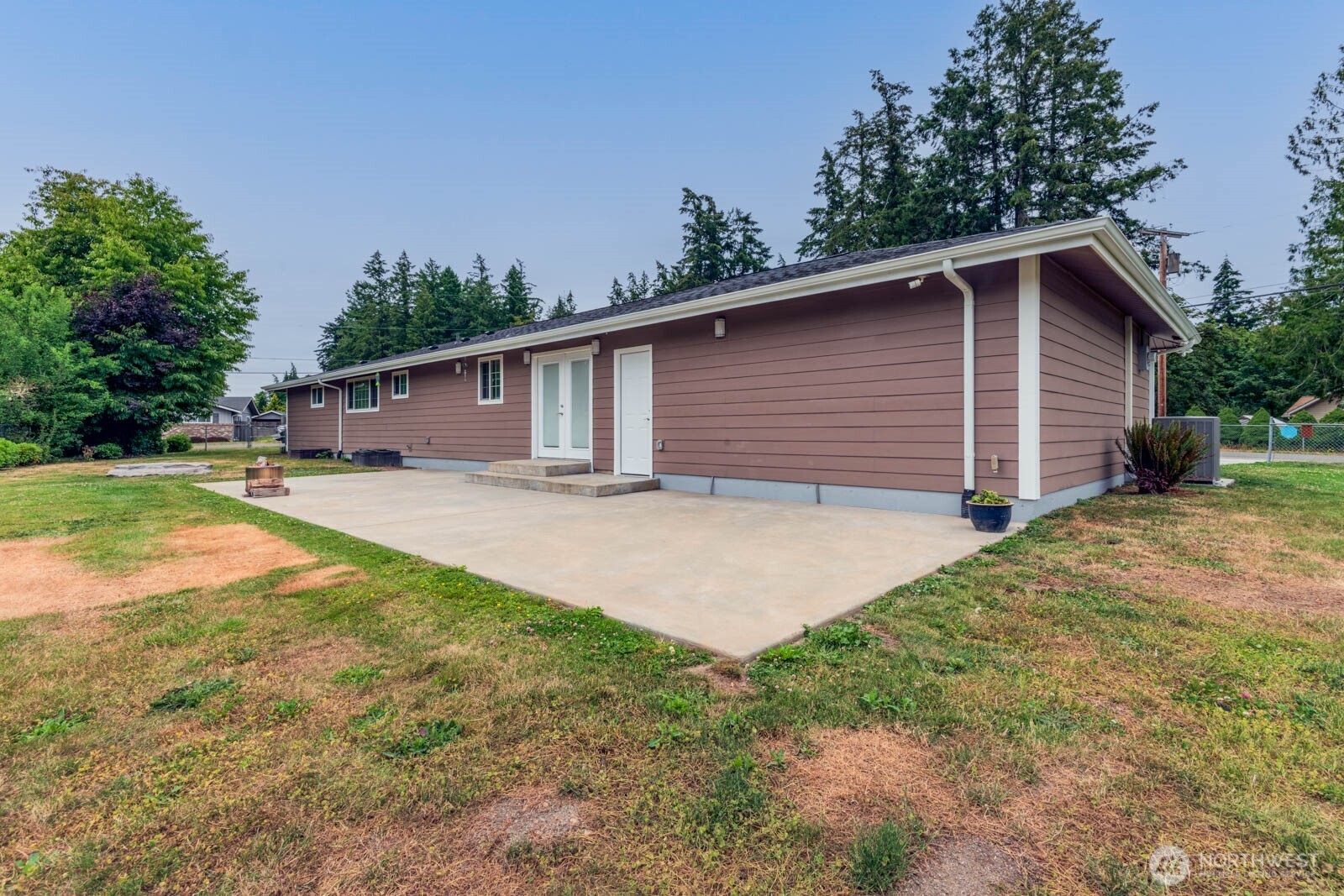 5207 Erlands Point Road Northwest Bremerton, WA 98312 - Photo 5 of 37