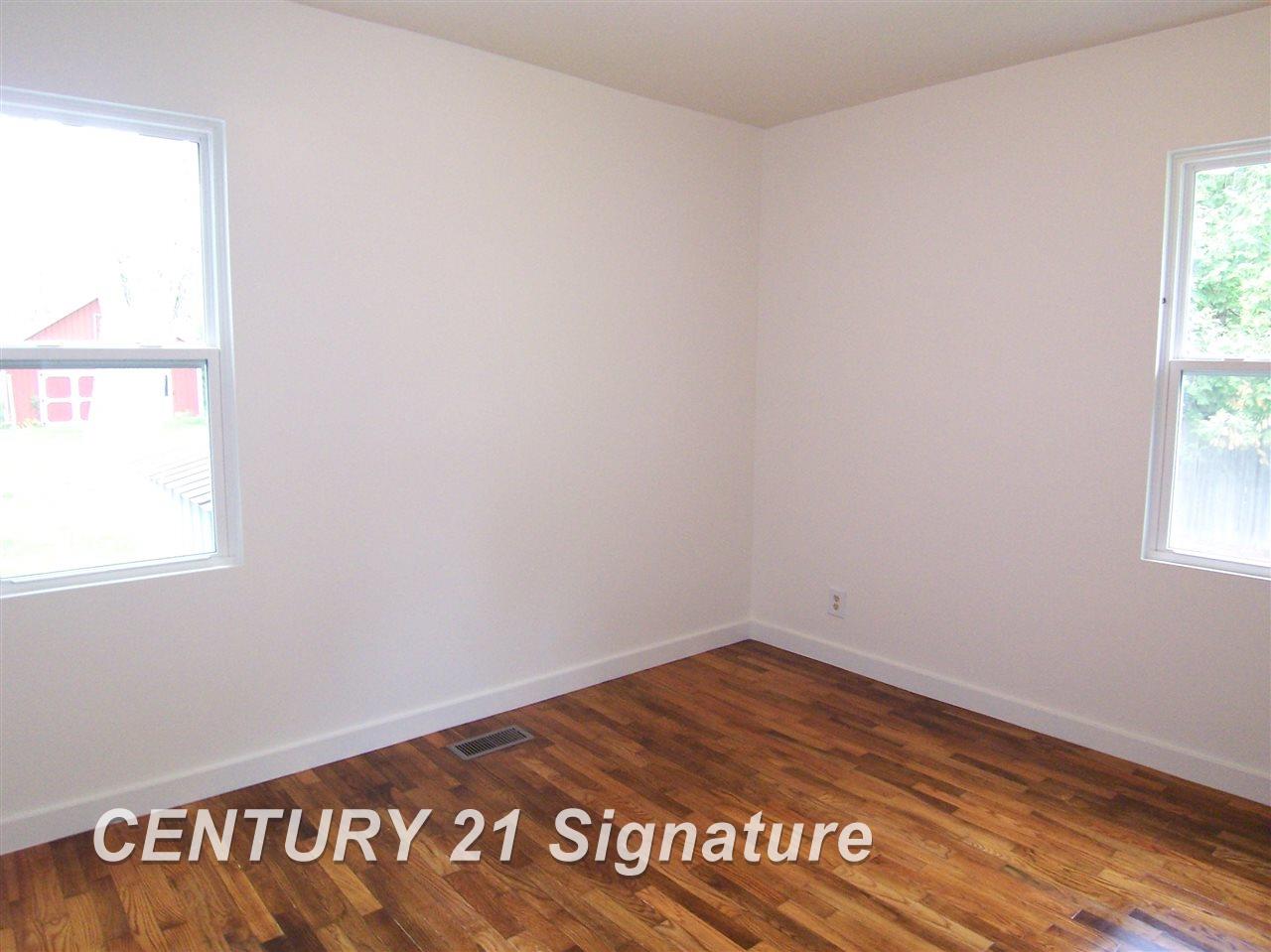 9127 North Seymour Road Flushing, MI 48433 - Photo 14 of 23 Gallery Image 14