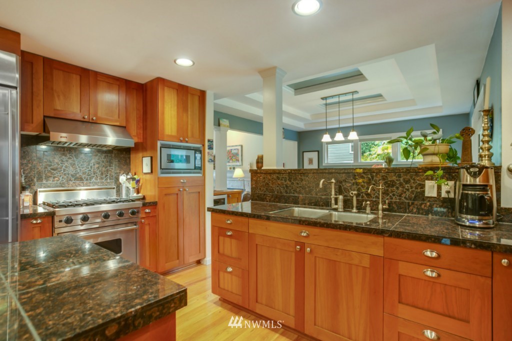 23912 24th Drive Southeast Bothell, WA 98021 - Photo 10 of 25