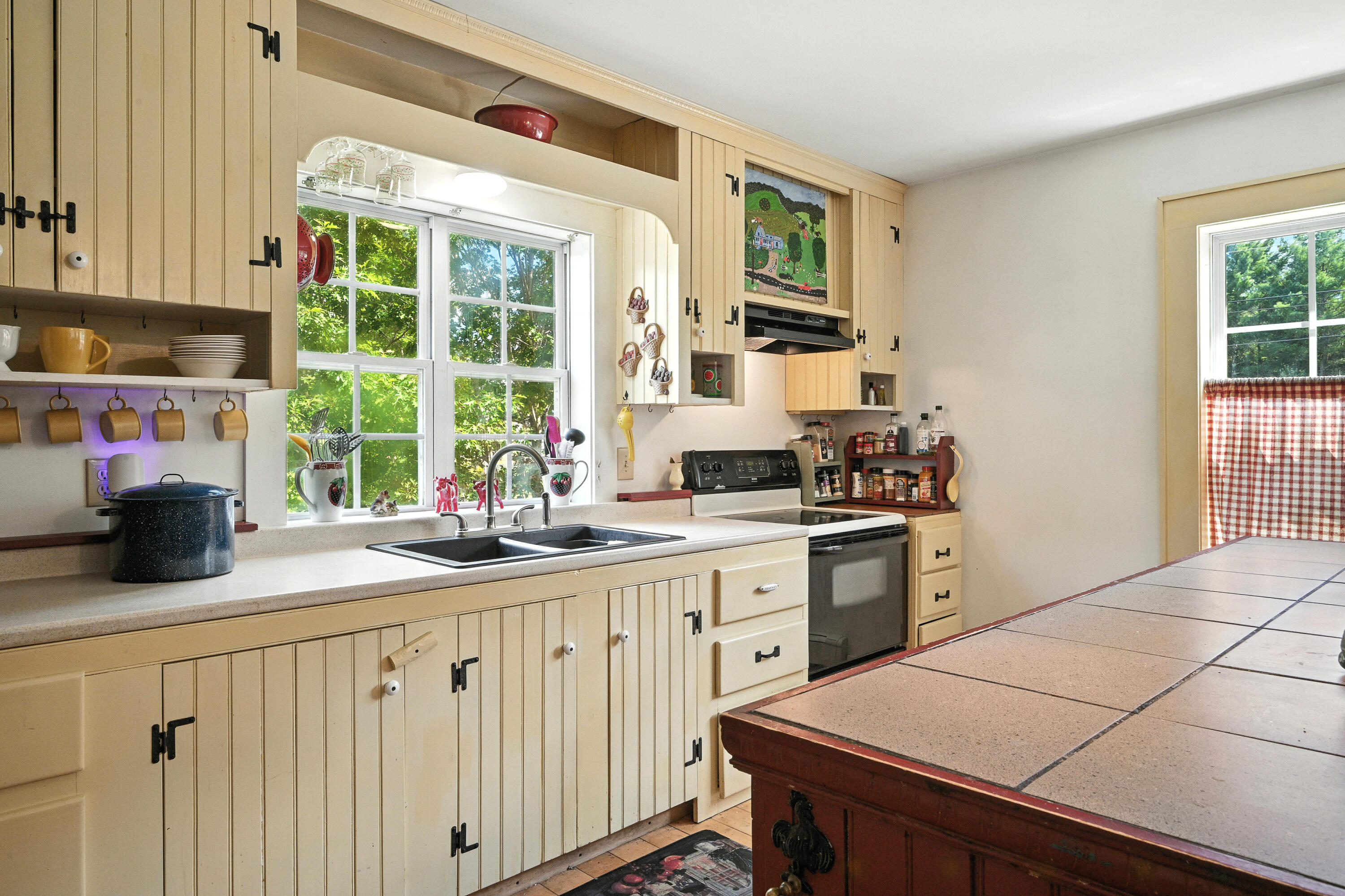 27 Mountain View Road Leeds, ME 04263 - Photo 7 of 105 Kitchen