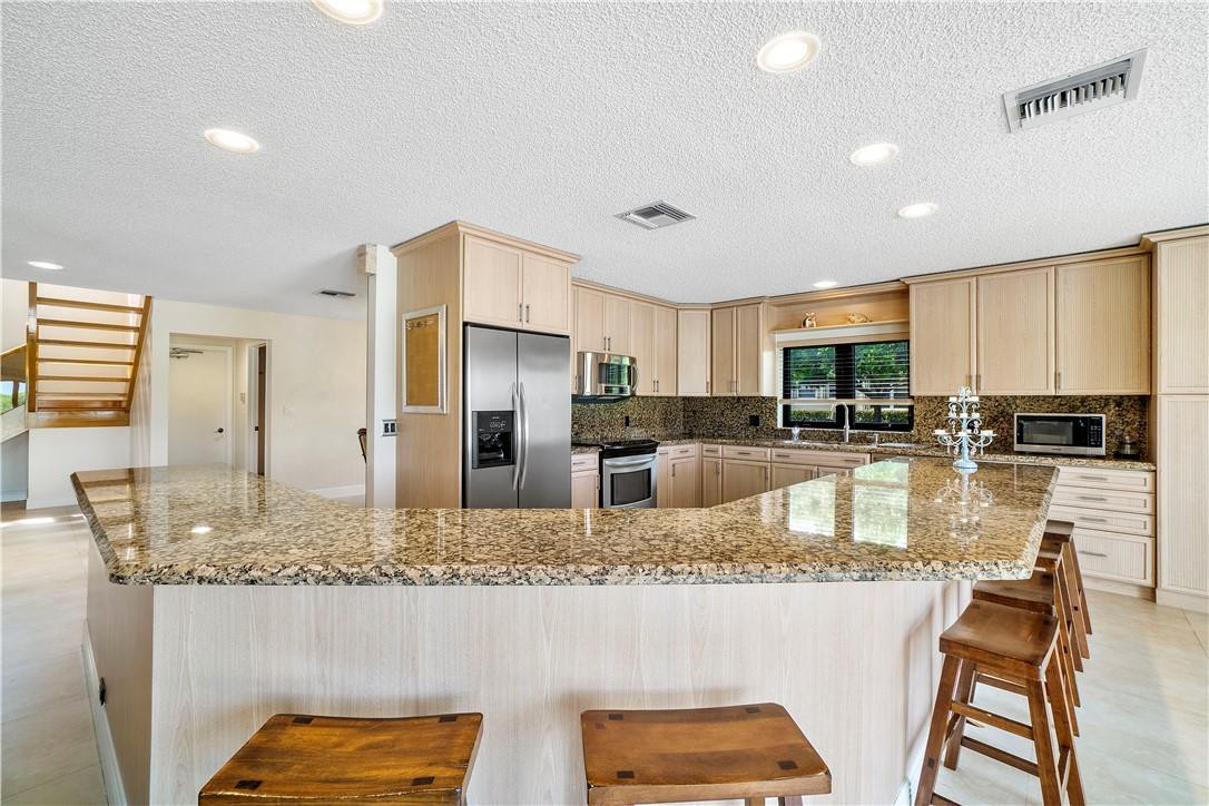 22749 Wilderness Way Boca Raton, FL 33428 - Photo 14 of 40 Photo 14