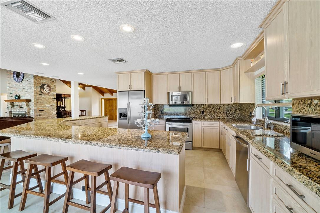 22749 Wilderness Way Boca Raton, FL 33428 - Photo 15 of 40 Photo 15