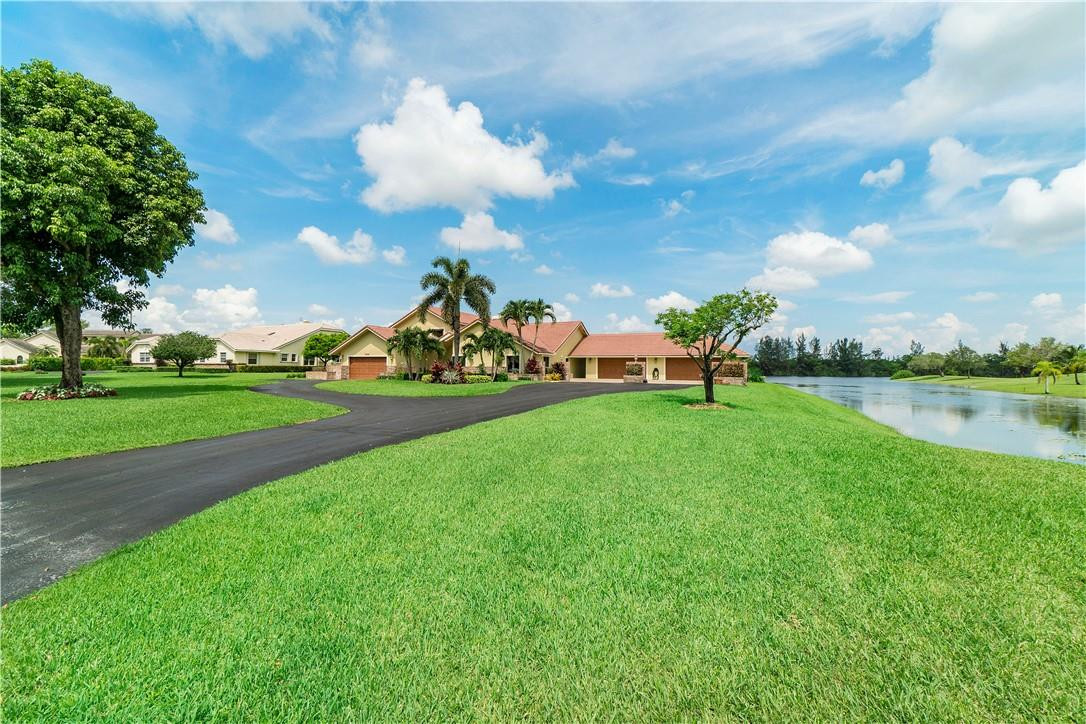 22749 Wilderness Way Boca Raton, FL 33428 - Photo 3 of 40 Photo 3