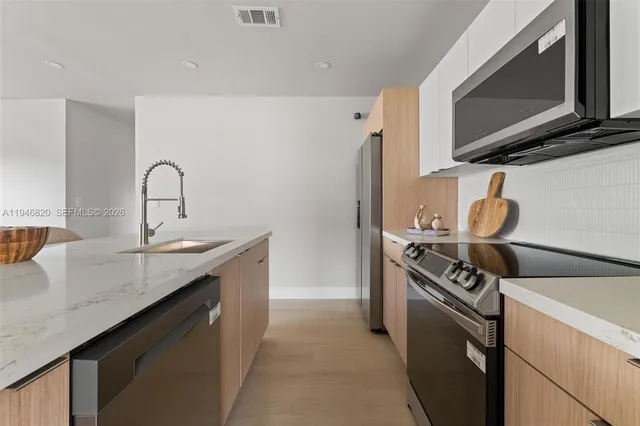 $589,000 | 18800 Northwest 39th Court, Miami Gardens, FL 33055