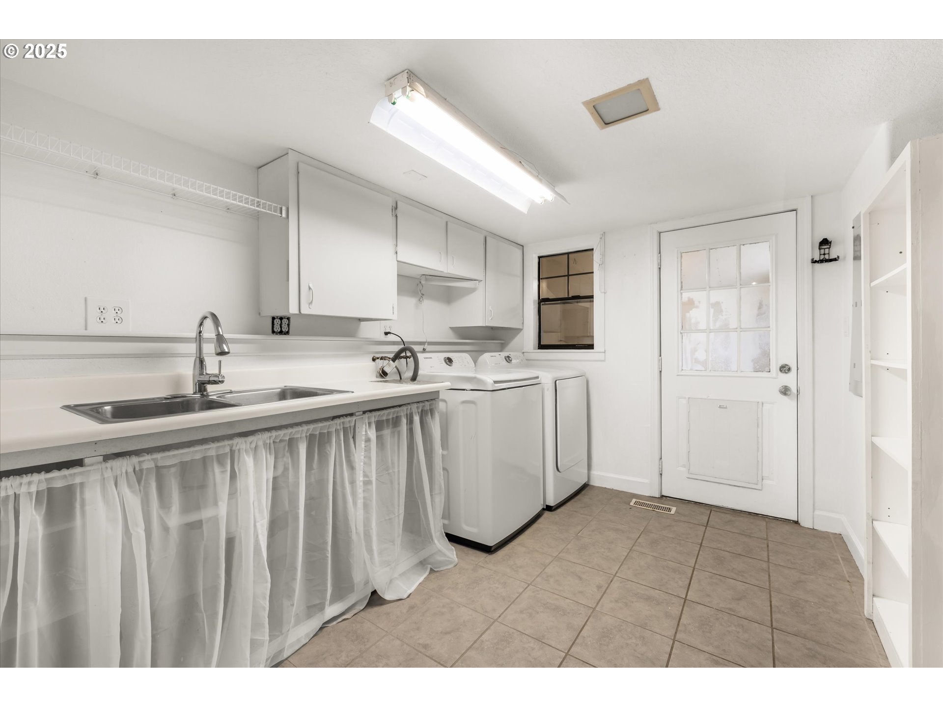 14824 South Redland Road Oregon City, OR 97045 - Photo 31 of 48