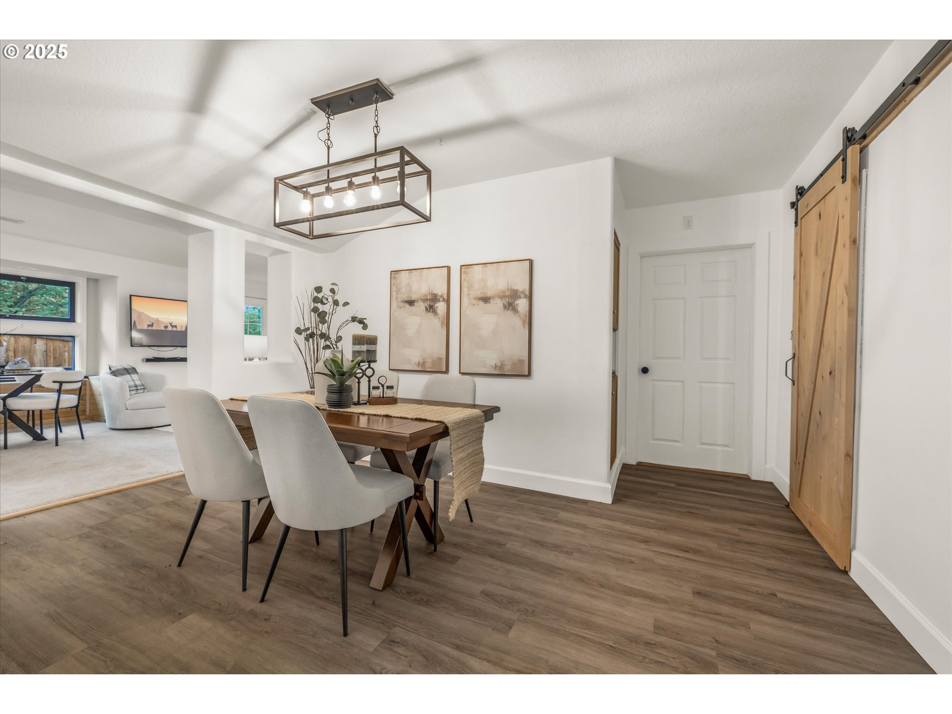 14824 South Redland Road Oregon City, OR 97045 - Photo 9 of 48