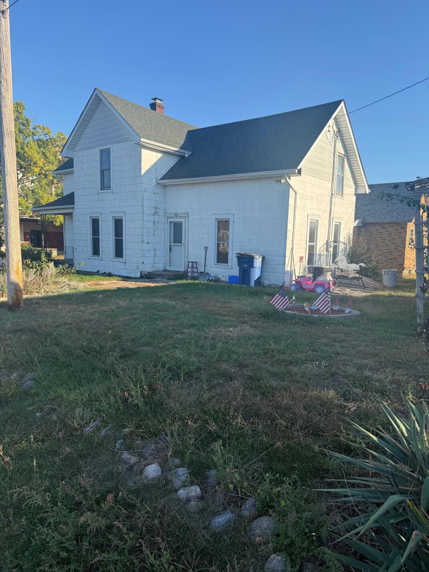 1601 Tennessee Street Michigan City, IN 46360 - Photo 4 of 5 a house view with garden space