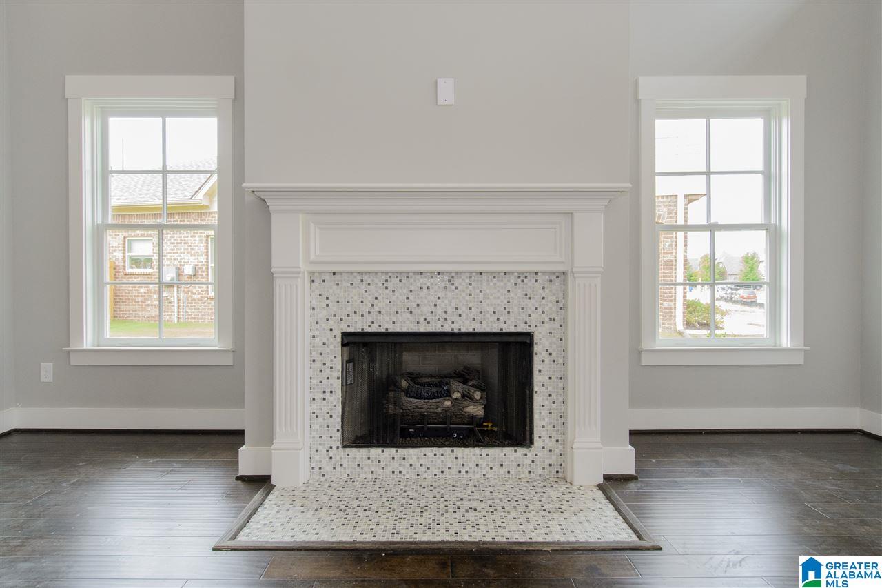1013 Edgewater Lane Chelsea, AL 35043 - Photo 5 of 33