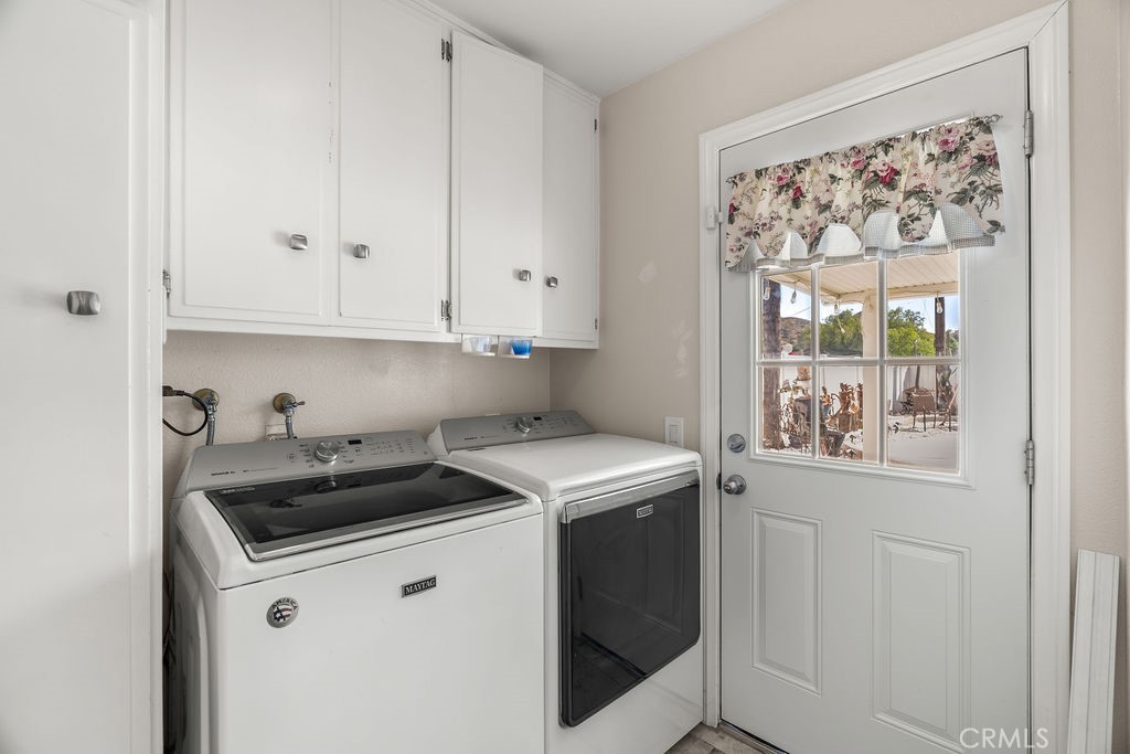 5444 Peacock Lane Riverside, CA 92505 - Photo 15 of 55