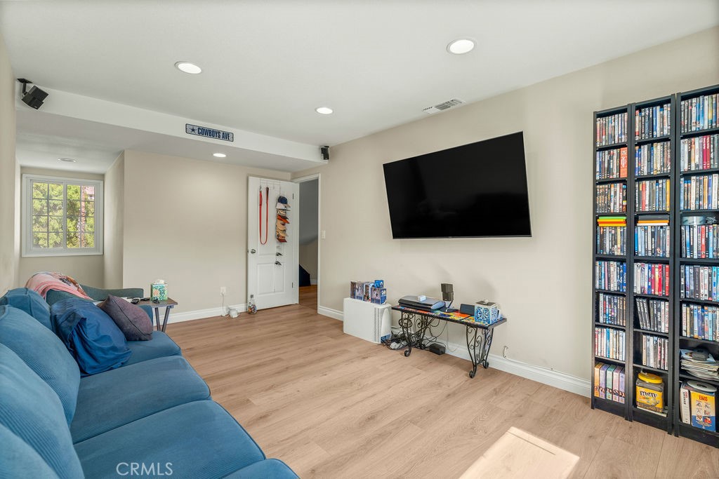 5444 Peacock Lane Riverside, CA 92505 - Photo 38 of 55