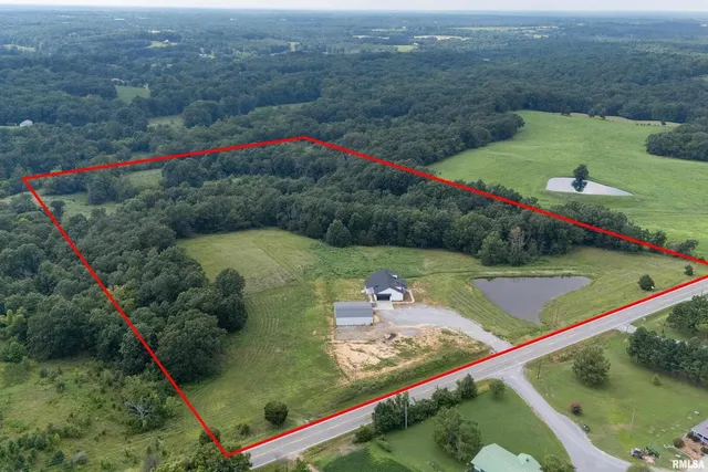 $574,999 | 9975 Highway 37, Goreville, IL 62939