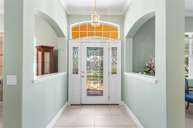 $400,000 | 126 Lake Region Circle, Winter Haven, FL 33881