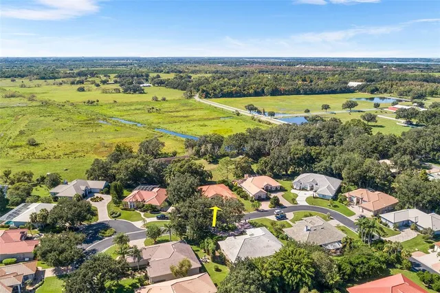 $400,000 | 126 Lake Region Circle, Winter Haven, FL 33881