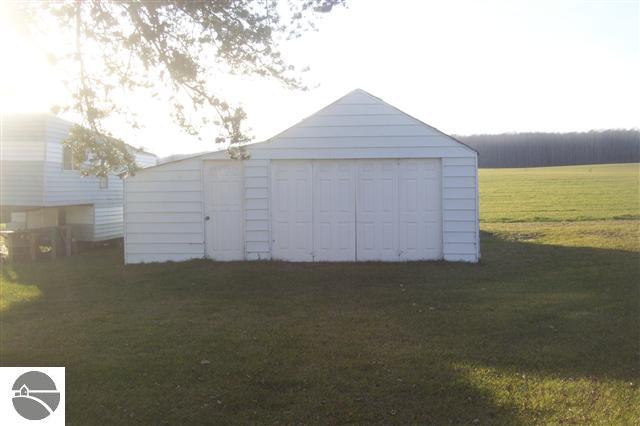 8140 South Lucas Road McBain, MI 49657 - Photo 2 of 5 1721825-1.JPG