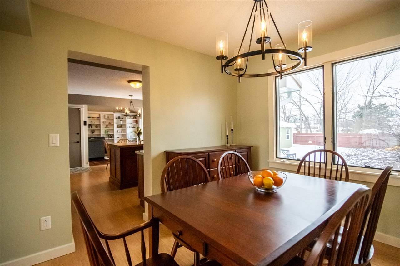 6909 West Park Road Northeast Cedar Rapids, IA 52402 - Photo 9 of 39 Gallery Image 9