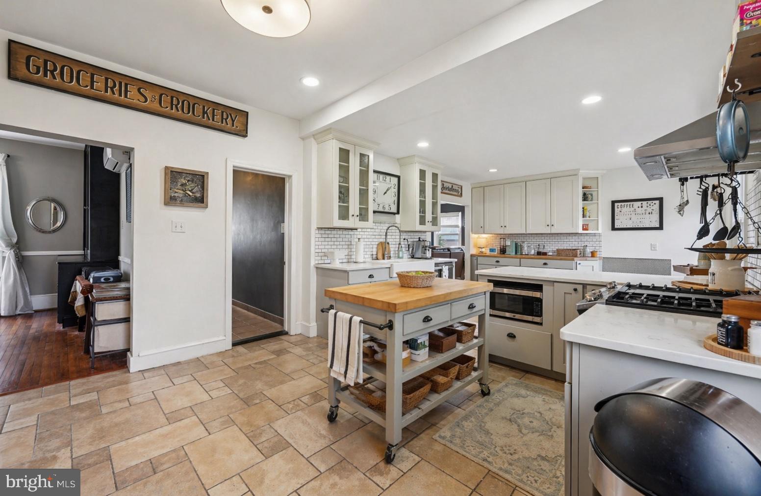 100 3rd Avenue Haddon Heights, NJ 08035 - Photo 17 of 61 Rendering with rolling Kitchen Island