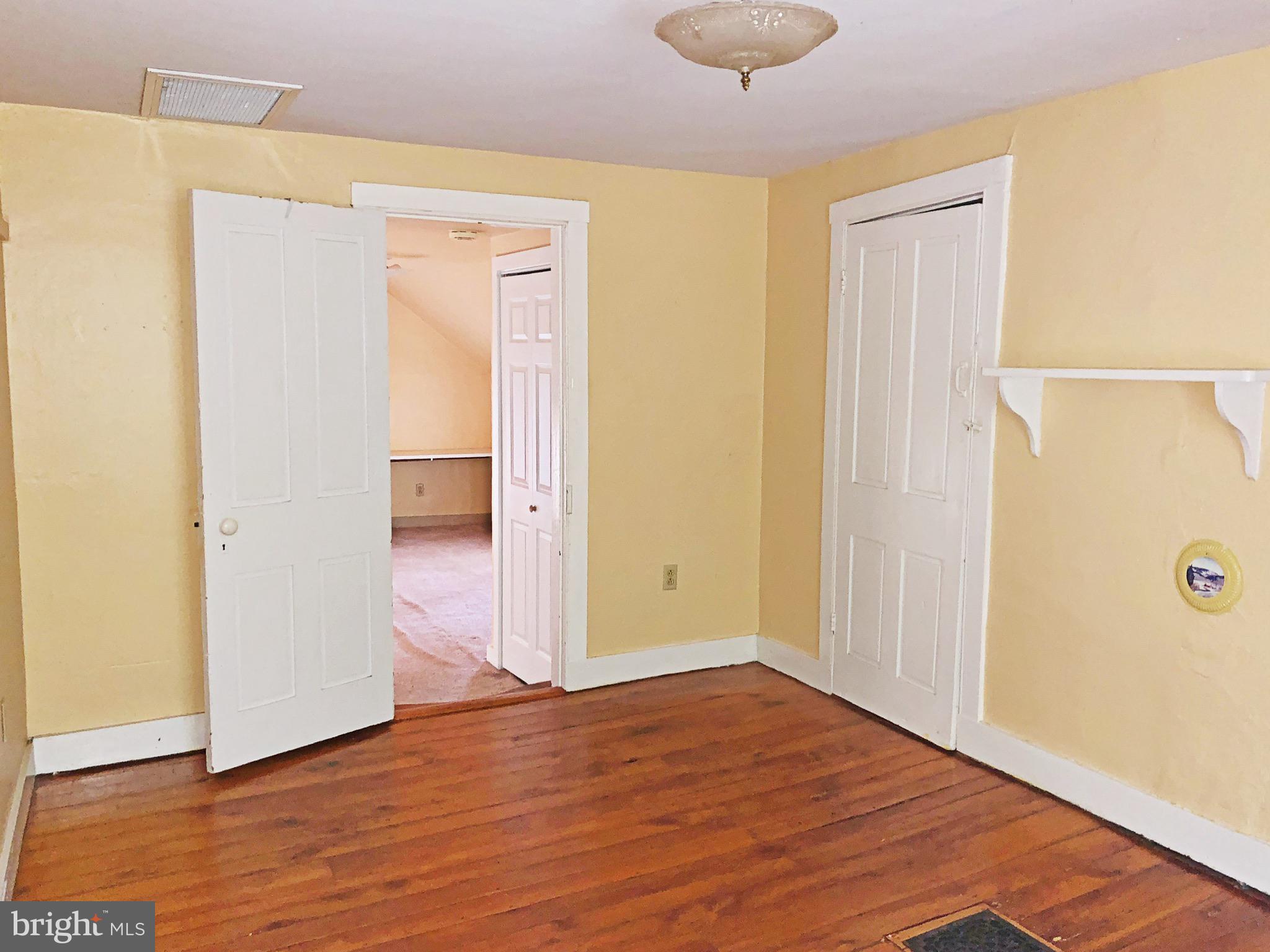 6996 Bellevue Road St. Michaels, MD 21663 - Photo 33 of 39 Bedroom right side of upstairs hallway -3