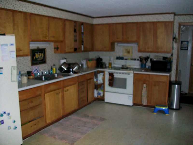 587 Ellsworth Road Blue Hill, ME 04614 - Photo 11 of 22 Cafeteria/Kitchen.