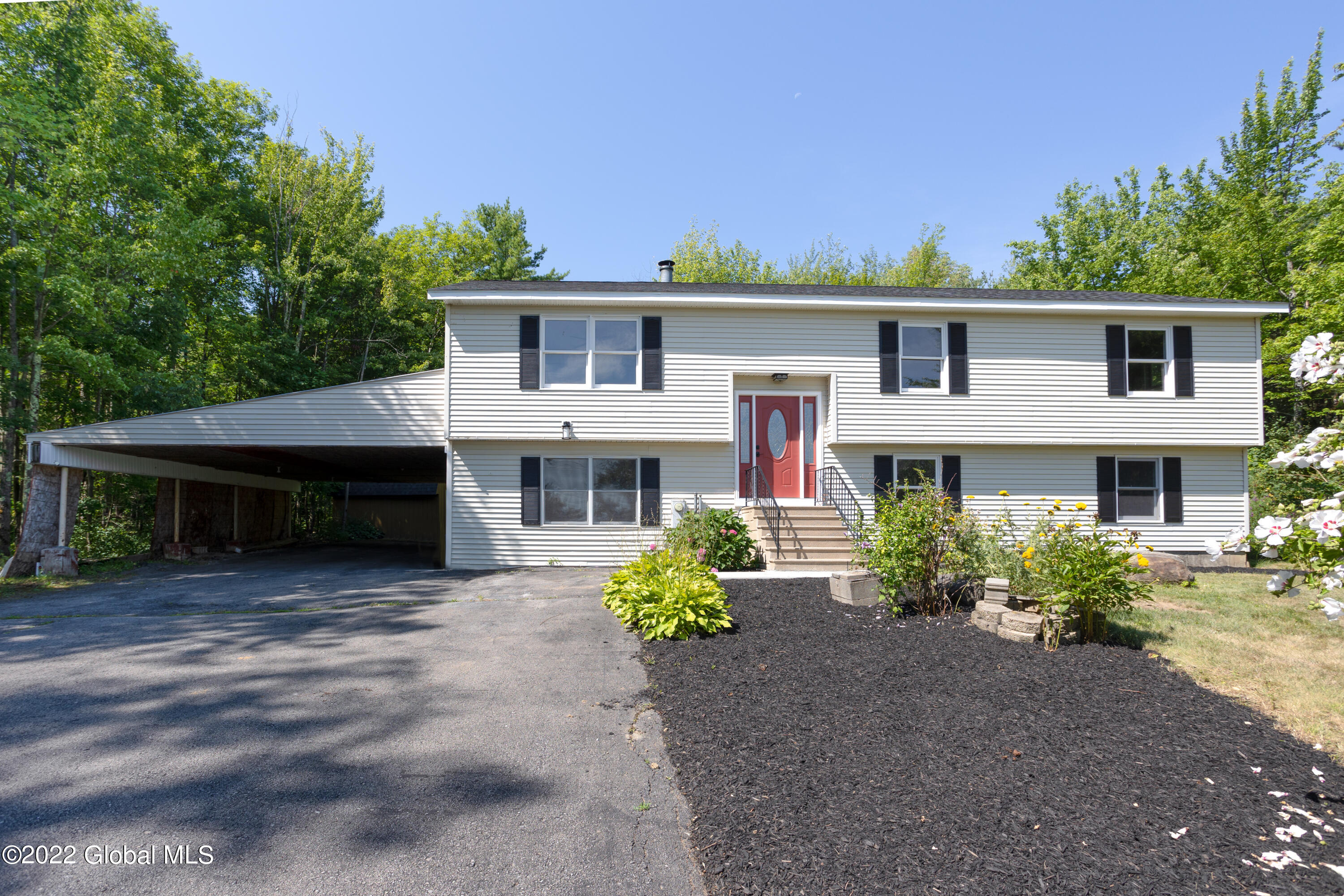 777 Sacandaga Road Schenectady, NY 12302 - Photo 1 of 59 OutsideSR-2