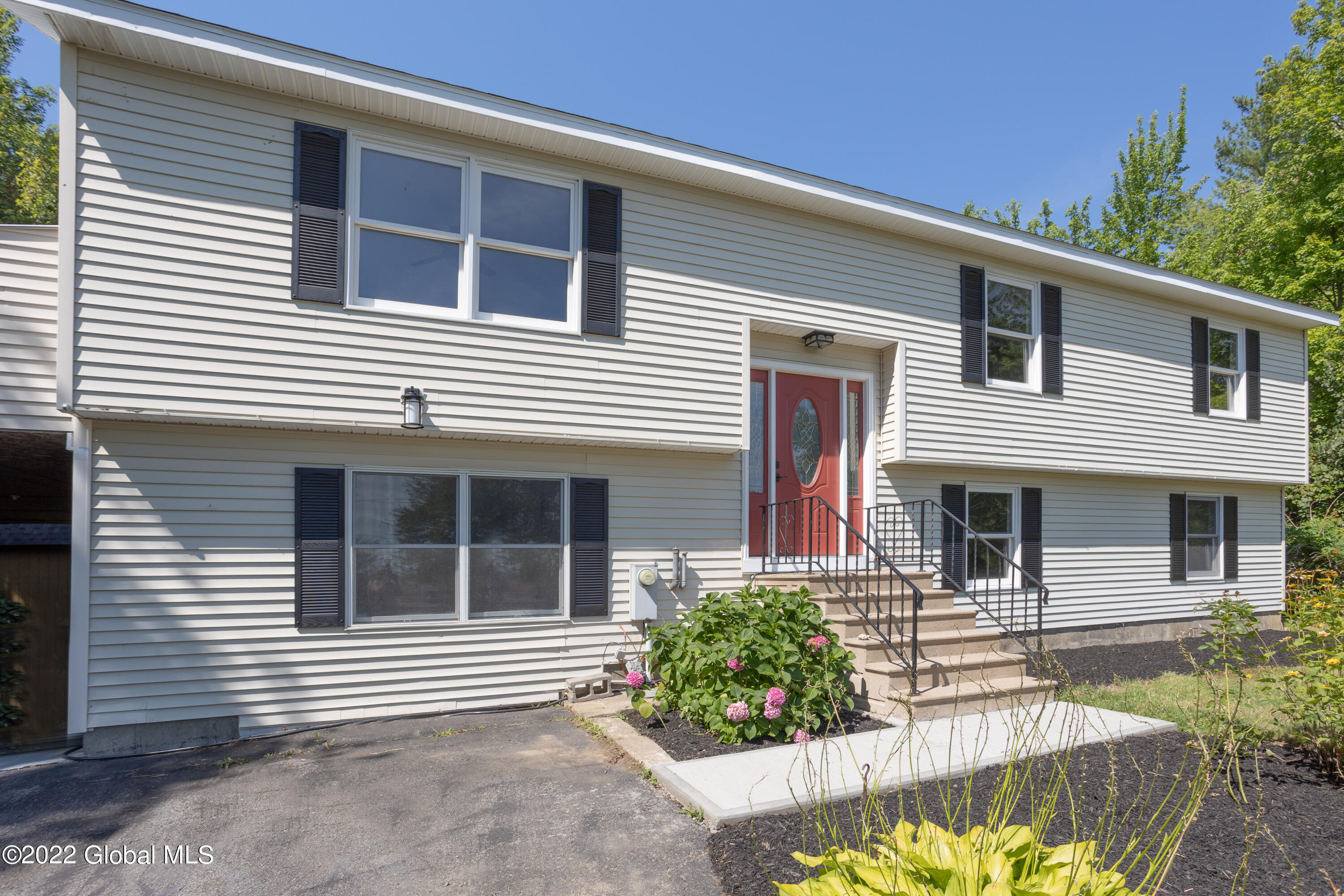 777 Sacandaga Road Schenectady, NY 12302 - Photo 2 of 59 OutsideSR-1